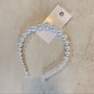 Forever 21 pearl headband